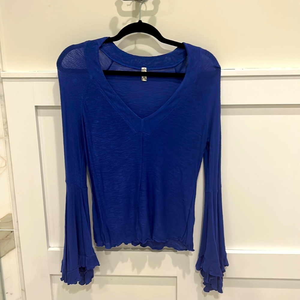 Free people purple bell sleeve thin sweater
